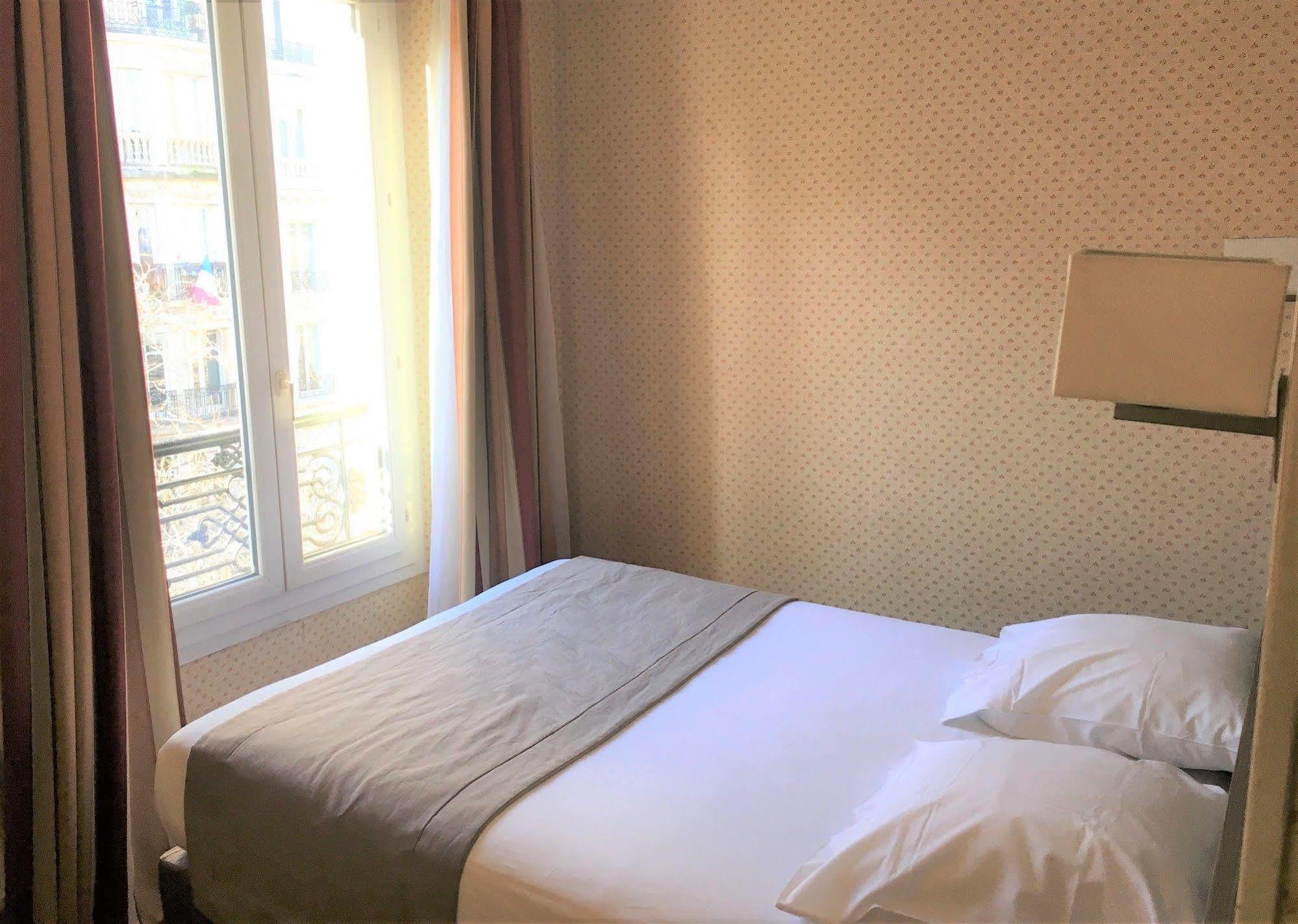 โรงแรมไอเฟล เคนซิงตัน ปารีส ภายนอก รูปภาพ